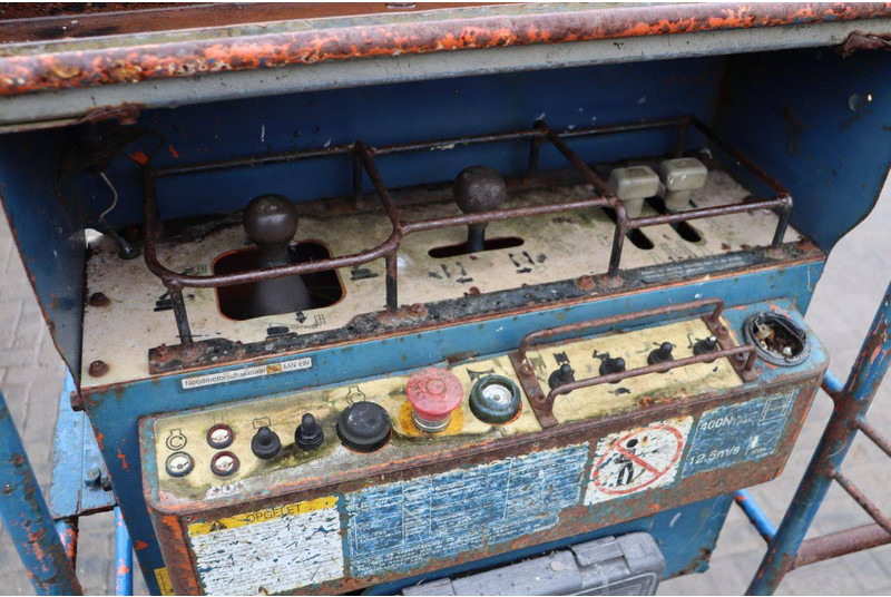 Plataforma telescopica Hitachi HX140B: foto 13 Plataforma telescopica Hitachi HX140B: foto 13