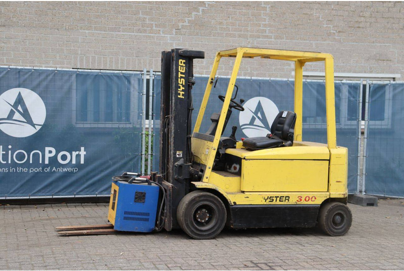 Hyster J3.00XM - Carretilla elevadora eléctrica: foto 1 Hyster J3.00XM - Carretilla elevadora eléctrica: foto 1