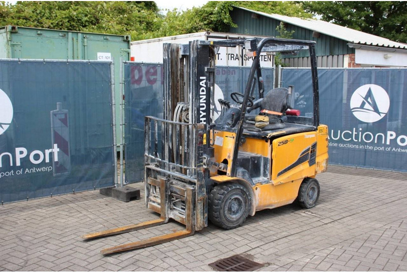 Carretilla elevadora eléctrica Hyundai 25B-9: foto 8