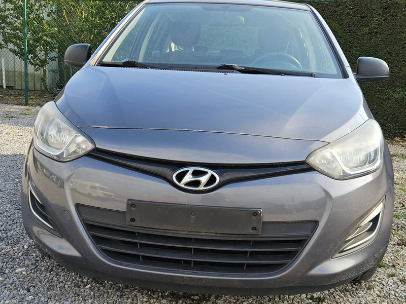 Hyundai i20 (I - update) 1.2 - Sedan: foto 4 Hyundai i20 (I - update) 1.2 - Sedan: foto 4