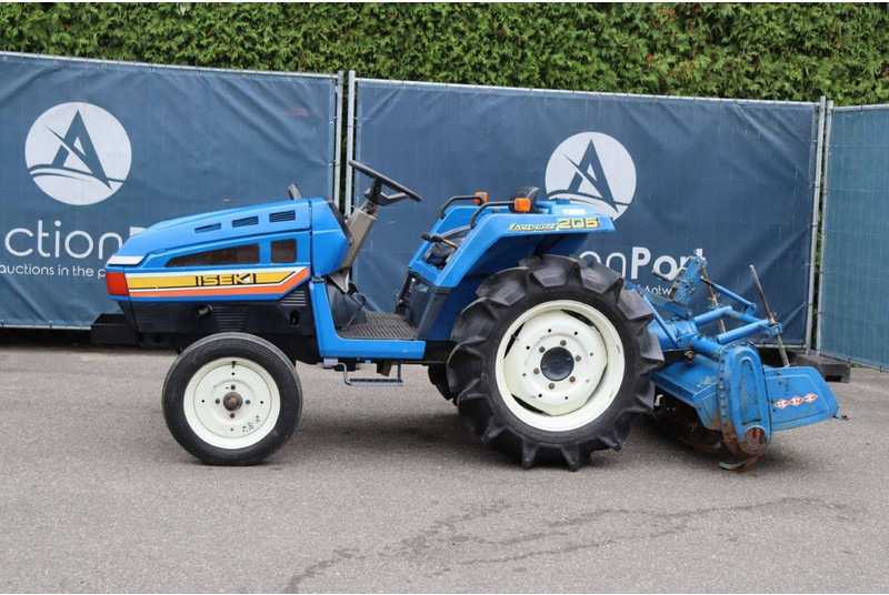 Iseki LANDHOPE 205 - Tractor: foto 1 Iseki LANDHOPE 205 - Tractor: foto 1