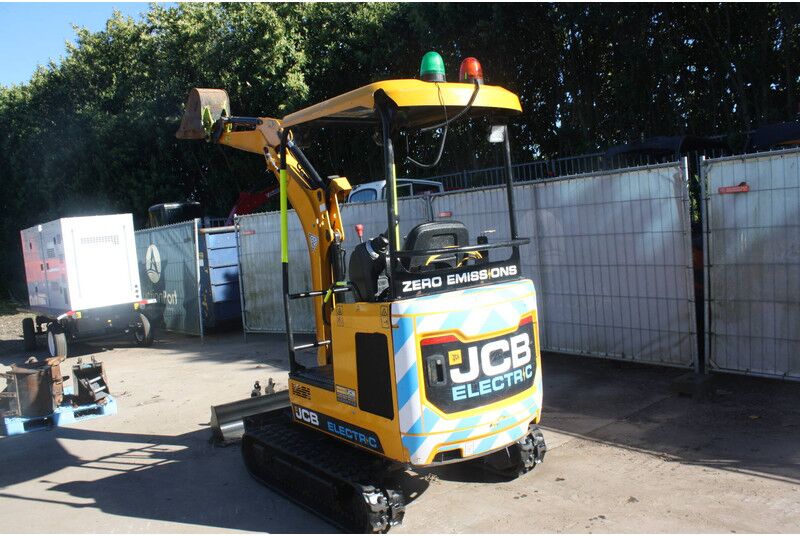 JCB 19C-1 E - Miniexcavadora: foto 3 JCB 19C-1 E - Miniexcavadora: foto 3