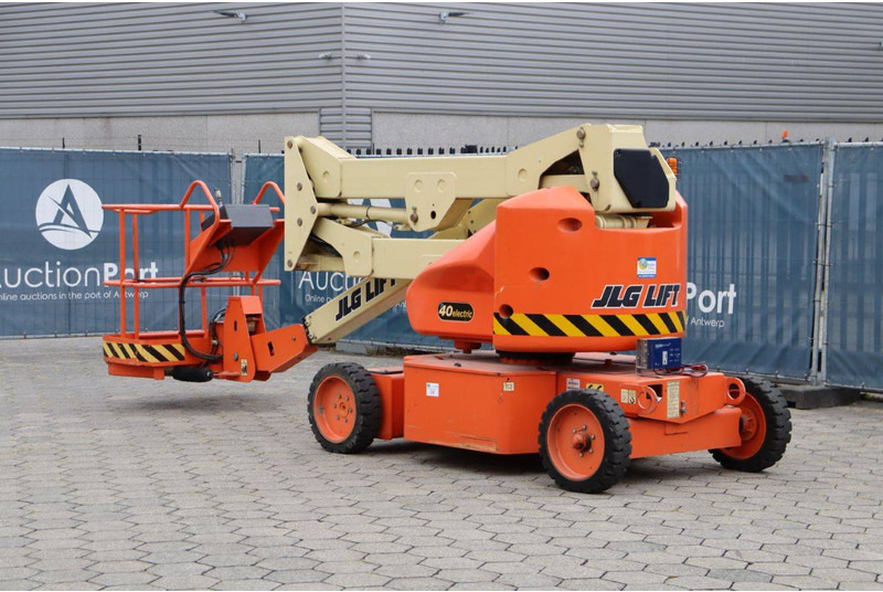 JLG N40 - Plataforma articulada: foto 4 JLG N40 - Plataforma articulada: foto 4