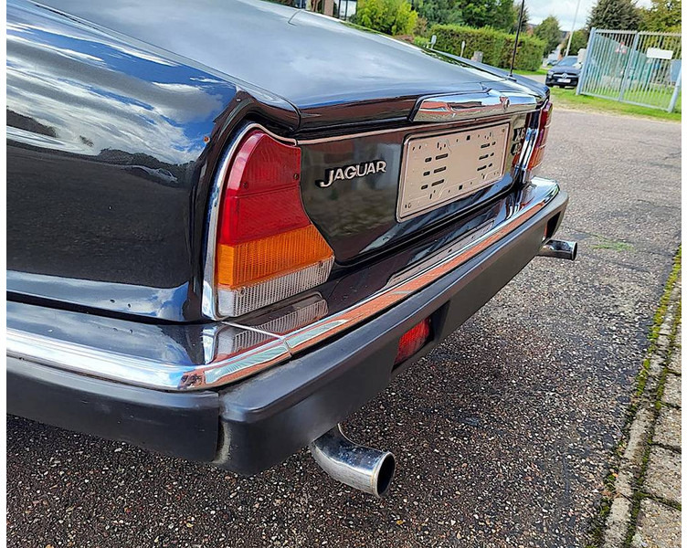 Jaguar 'XJ (series III) 6 _ 4.2 Manual 5-Speed - Sedan: foto 4 Jaguar 'XJ (series III) 6 _ 4.2 Manual 5-Speed - Sedan: foto 4