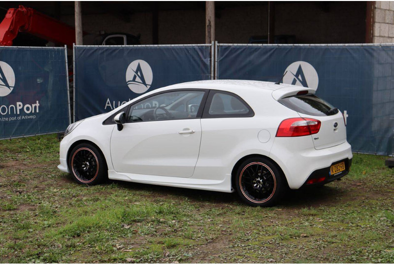 Kia Rio - Sedan: foto 3 Kia Rio - Sedan: foto 3