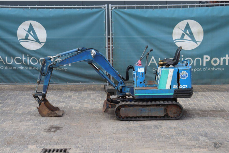 Kobelco SK007 - Miniexcavadora: foto 2 Kobelco SK007 - Miniexcavadora: foto 2