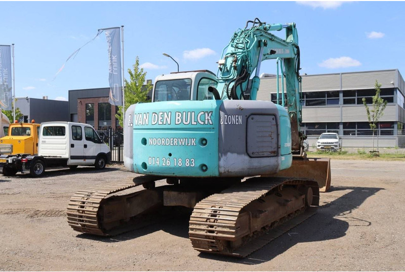 Excavadora de cadenas Kobelco SK235SR: foto 6