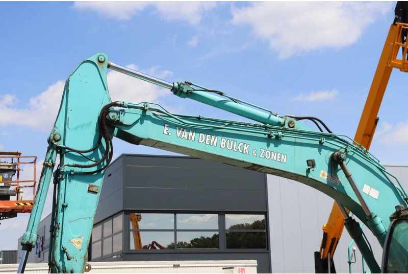 Excavadora de cadenas Kobelco SK235SR: foto 11