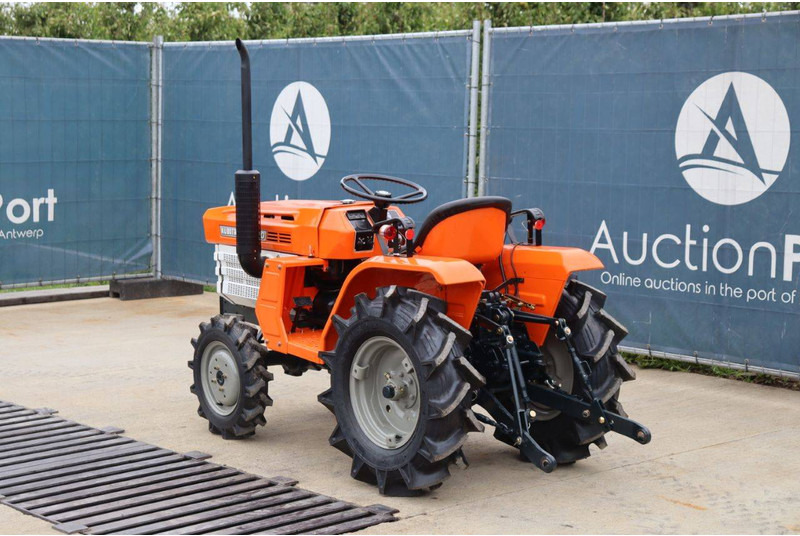 Kubota B1400DT - Tractor: foto 4 Kubota B1400DT - Tractor: foto 4