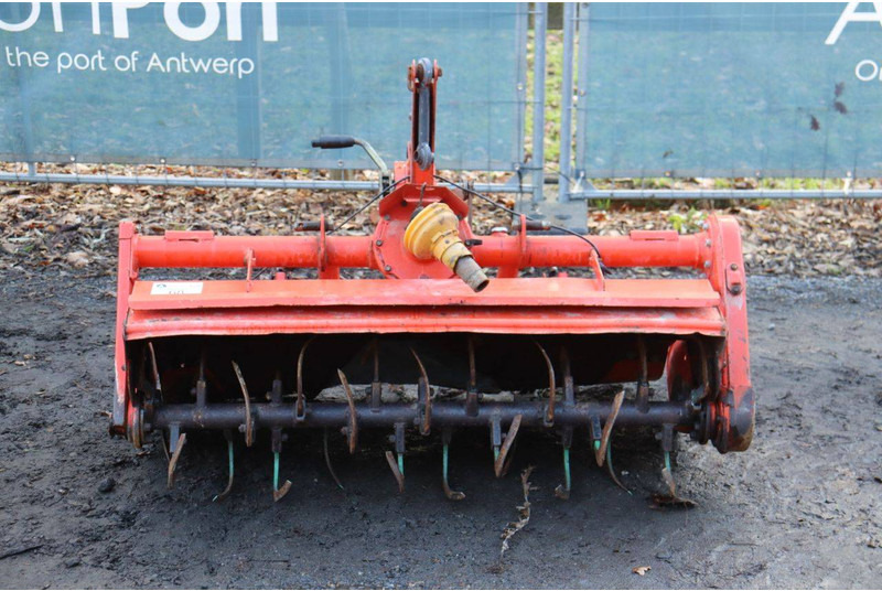 Kubota - Equipo para trabajo del suelo: foto 2 Kubota - Equipo para trabajo del suelo: foto 2