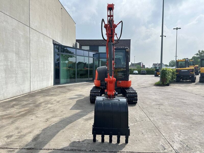Kubota KX165-5 - Excavadora de cadenas: foto 2 Kubota KX165-5 - Excavadora de cadenas: foto 2