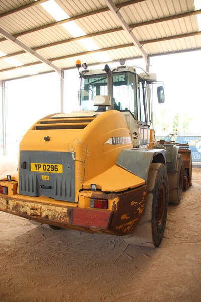 Liebherr L538 - Cargadora de ruedas: foto 5 Liebherr L538 - Cargadora de ruedas: foto 5