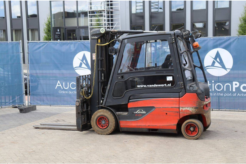 Linde E25L-01 - Carretilla elevadora eléctrica: foto 3 Linde E25L-01 - Carretilla elevadora eléctrica: foto 3
