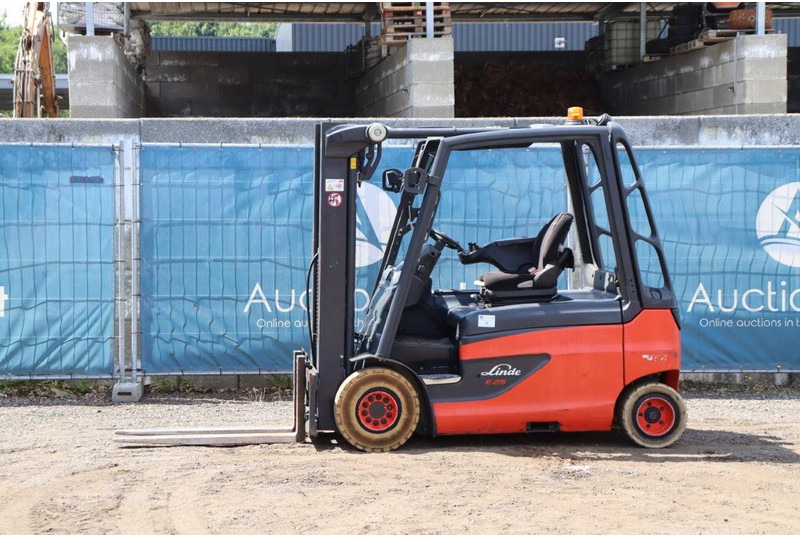 Linde E25L-01 - Carretilla elevadora eléctrica: foto 1 Linde E25L-01 - Carretilla elevadora eléctrica: foto 1