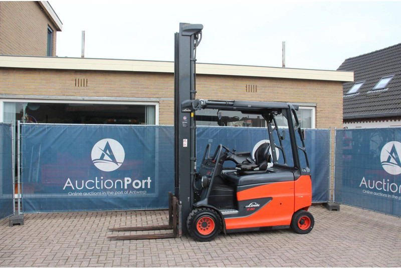 Linde E30RHL-01/600 - Carretilla elevadora eléctrica: foto 1 Linde E30RHL-01/600 - Carretilla elevadora eléctrica: foto 1