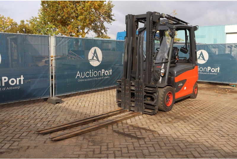 Carretilla elevadora eléctrica Linde E50HL-01/600: foto 9 Carretilla elevadora eléctrica Linde E50HL-01/600: foto 9