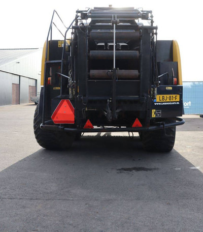 New Holland BB9060 - Maquinaria agrícola: foto 5 New Holland BB9060 - Maquinaria agrícola: foto 5