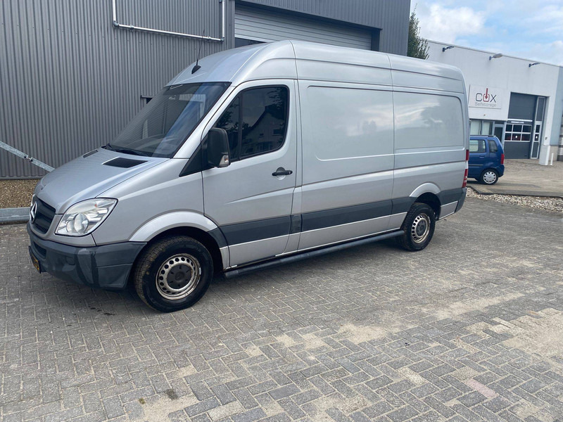 Mercedes-Benz 906 KA 35 SPRINTER 315CDI - Furgón: foto 2 Mercedes-Benz 906 KA 35 SPRINTER 315CDI - Furgón: foto 2