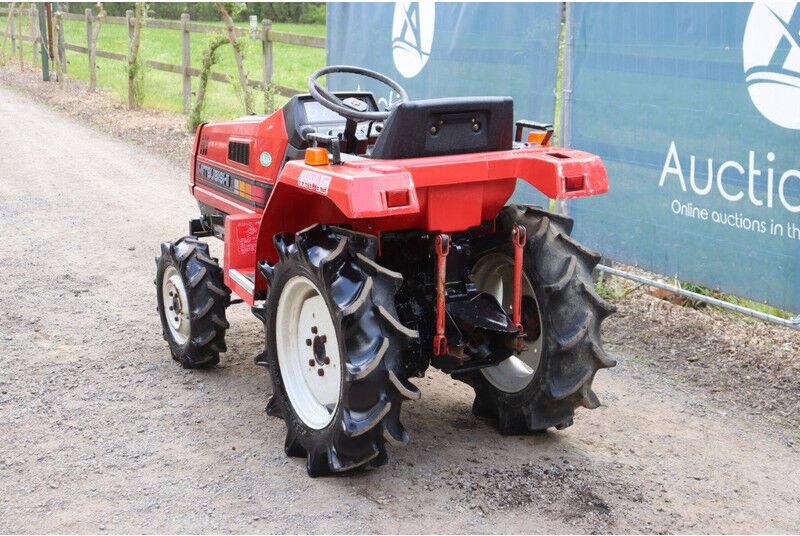 Mitsubishi MT15D - Tractor: foto 4 Mitsubishi MT15D - Tractor: foto 4