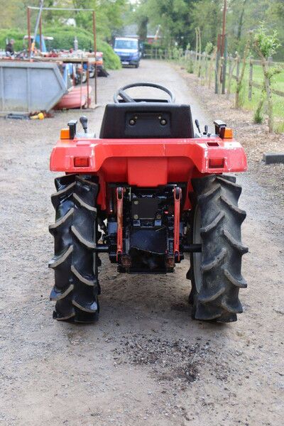 Mitsubishi MT15D - Tractor: foto 5 Mitsubishi MT15D - Tractor: foto 5