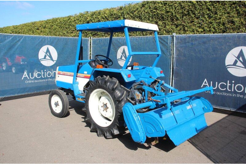 Mitsubishi MT2501 - Tractor: foto 3 Mitsubishi MT2501 - Tractor: foto 3