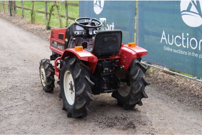 Mitsubishi MTX13 - Tractor: foto 4 Mitsubishi MTX13 - Tractor: foto 4