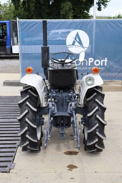 Mitsubishi ST1620 - Tractor: foto 5 Mitsubishi ST1620 - Tractor: foto 5