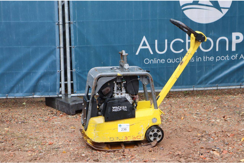 Neuson DPU3750 - Plancha reversible: foto 1 Neuson DPU3750 - Plancha reversible: foto 1