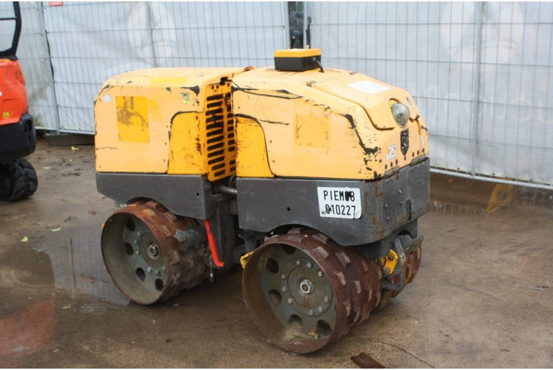 Neuson Roller RT2SC - Rodillo: foto 3 Neuson Roller RT2SC - Rodillo: foto 3