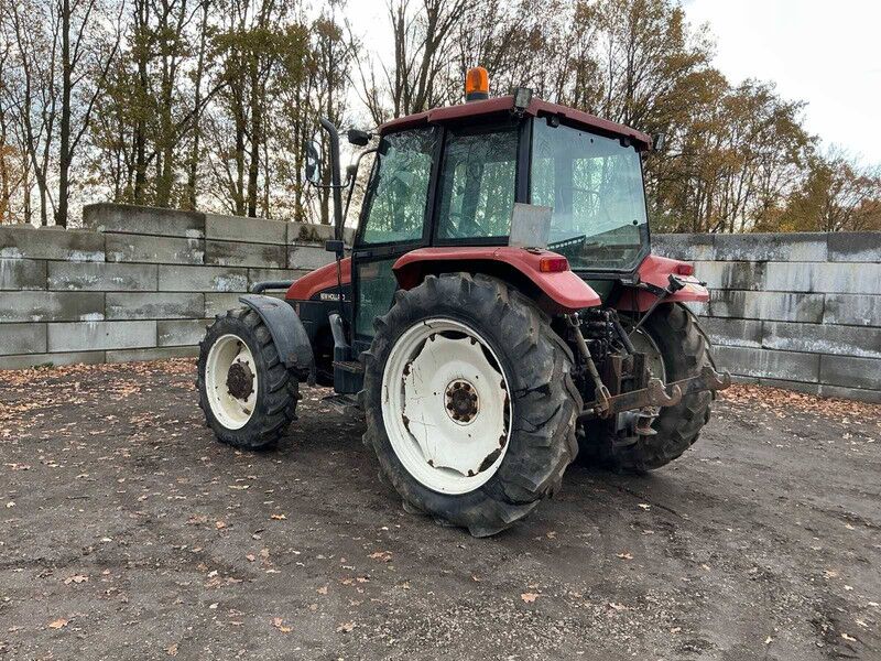 New Holland L85 DT - Tractor: foto 3 New Holland L85 DT - Tractor: foto 3
