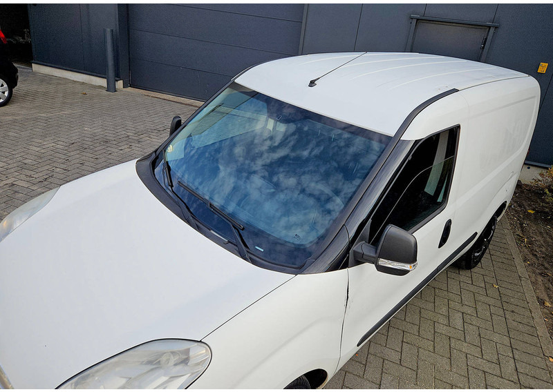 Opel Combo 1.3 CDTI - Furgón: foto 3 Opel Combo 1.3 CDTI - Furgón: foto 3