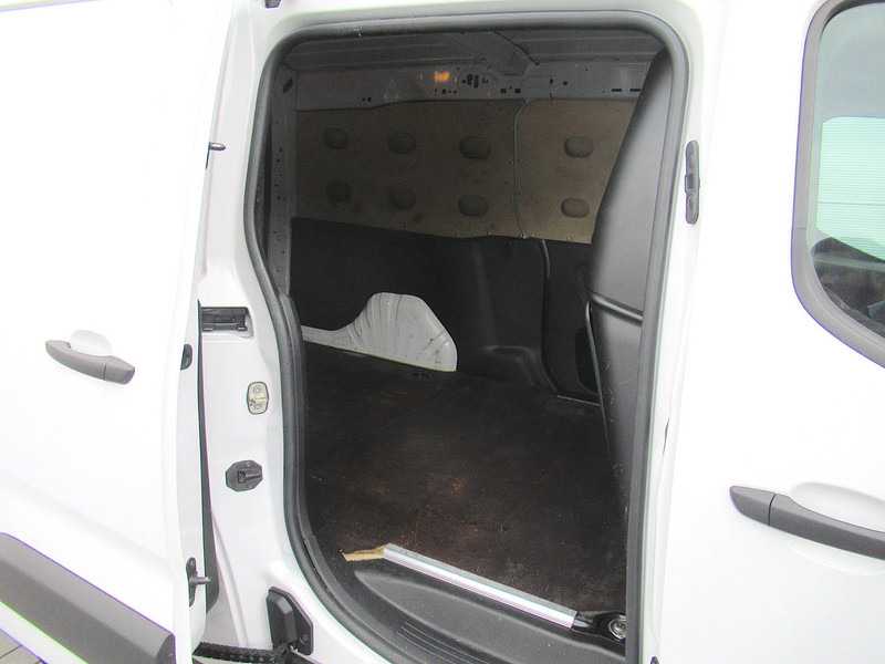 Furgón Peugeot Partner (III) 1.5 BlueHDi Automatic: foto 18 Furgón Peugeot Partner (III) 1.5 BlueHDi Automatic: foto 18