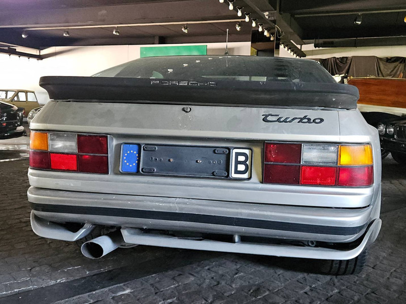 Porsche 944 Turbo - Sedan: foto 3 Porsche 944 Turbo - Sedan: foto 3