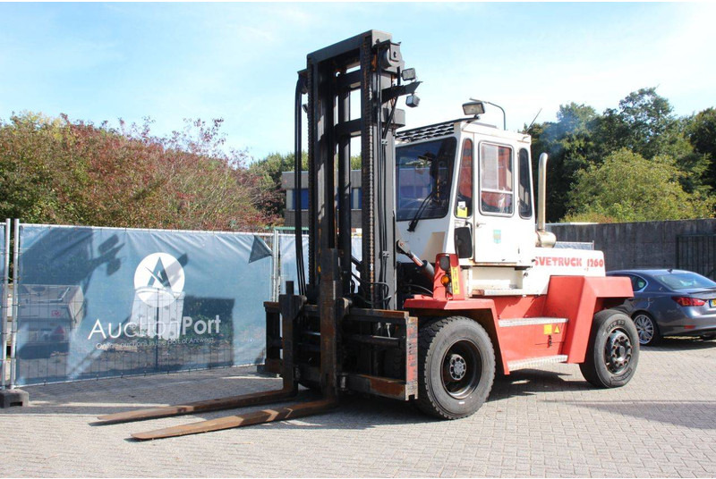 Carretilla elevadora diésel Svetruck 1260-30: foto 8