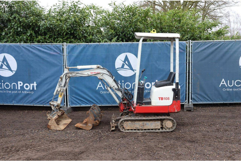 Takeuchi TB108 - Miniexcavadora: foto 2 Takeuchi TB108 - Miniexcavadora: foto 2