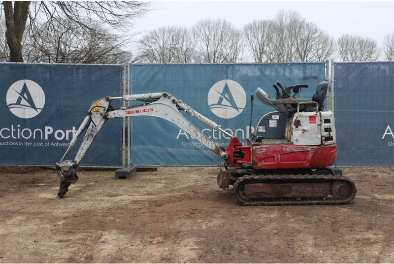 Takeuchi TB215R - Miniexcavadora: foto 2 Takeuchi TB215R - Miniexcavadora: foto 2