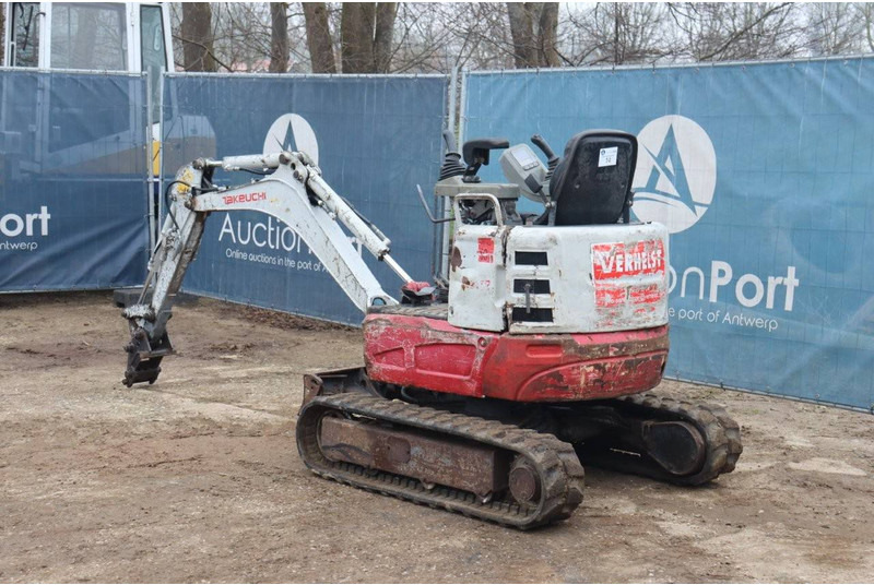 Takeuchi TB215R - Miniexcavadora: foto 3 Takeuchi TB215R - Miniexcavadora: foto 3