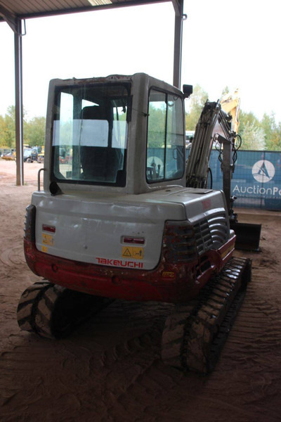 Takeuchi TB250 - Excavadora de cadenas: foto 5 Takeuchi TB250 - Excavadora de cadenas: foto 5