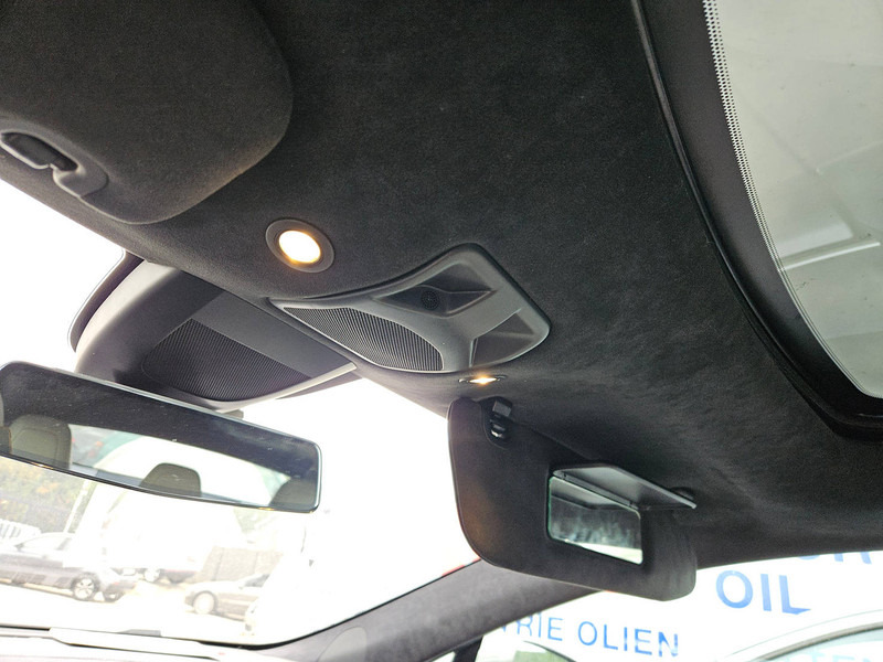 Sedan Tesla Model S _ 85 D: foto 16 Sedan Tesla Model S _ 85 D: foto 16