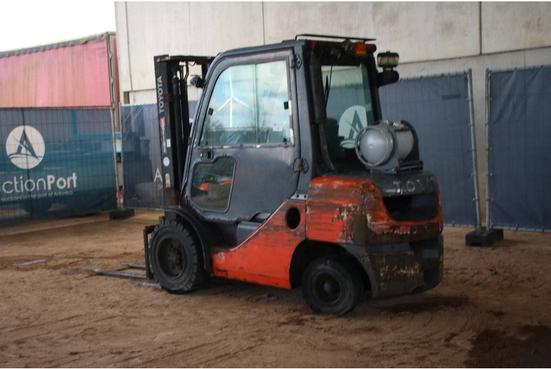 Toyota 06686GF30 - Carretilla elevadora de gas: foto 3 Toyota 06686GF30 - Carretilla elevadora de gas: foto 3