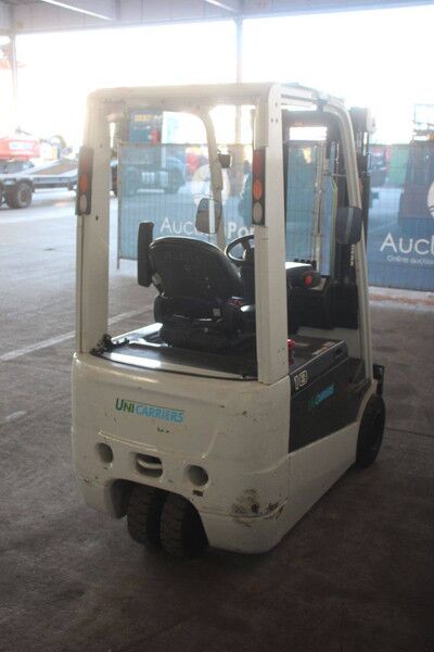 UniCarriers AG1N1L18Q - Carretilla elevadora eléctrica: foto 5 UniCarriers AG1N1L18Q - Carretilla elevadora eléctrica: foto 5