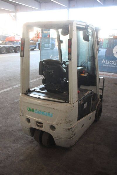 UniCarriers AG1N1L18Q - Carretilla elevadora eléctrica: foto 5 UniCarriers AG1N1L18Q - Carretilla elevadora eléctrica: foto 5