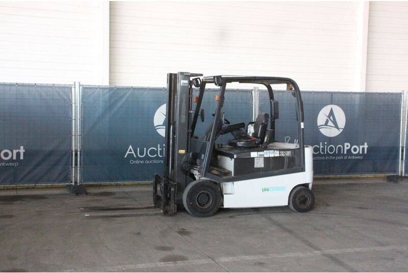 UniCarriers G1Q2L25Q - Carretilla elevadora eléctrica: foto 1 UniCarriers G1Q2L25Q - Carretilla elevadora eléctrica: foto 1