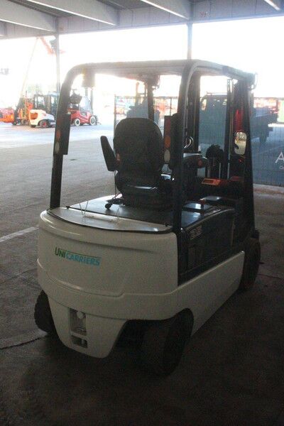 UniCarriers G1Q2L25Q - Carretilla elevadora eléctrica: foto 5 UniCarriers G1Q2L25Q - Carretilla elevadora eléctrica: foto 5