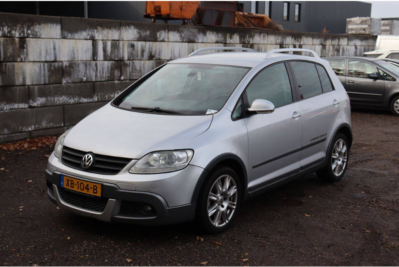 Sedan Volkswagen Golf Plus: foto 9