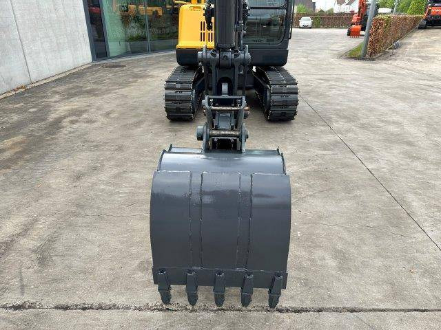 Excavadora de cadenas Volvo EC55D: foto 10