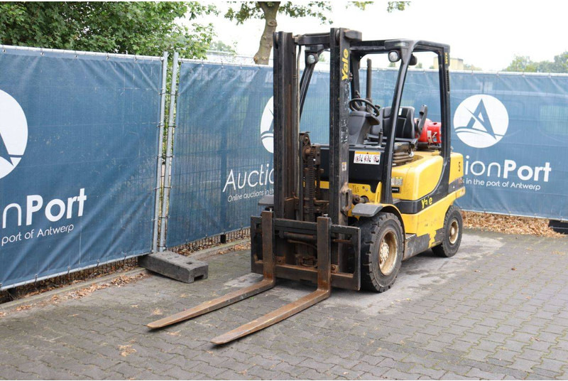 Carretilla elevadora de gas Yale GLP30: foto 7 Carretilla elevadora de gas Yale GLP30: foto 7