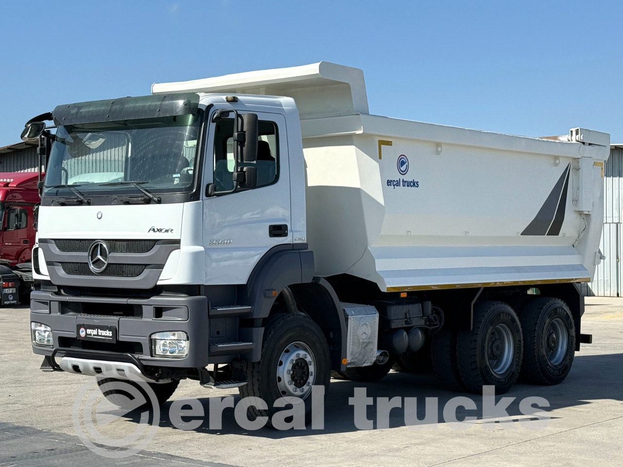MERCEDES-BENZ 2015 AXOR 3340/MANUAL-AC-6X4-EURO5-HARDOX TIPPER * - Volquete camión: foto 1 MERCEDES-BENZ 2015 AXOR 3340/MANUAL-AC-6X4-EURO5-HARDOX TIPPER * - Volquete camión: foto 1