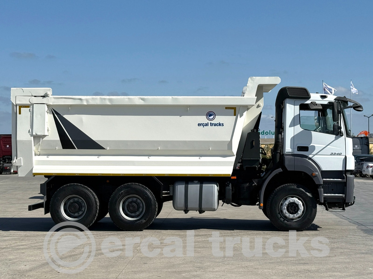 MERCEDES-BENZ 2015 AXOR 3340/MANUAL-AC-6X4-EURO5-HARDOX TIPPER * - Volquete camión: foto 4 MERCEDES-BENZ 2015 AXOR 3340/MANUAL-AC-6X4-EURO5-HARDOX TIPPER * - Volquete camión: foto 4