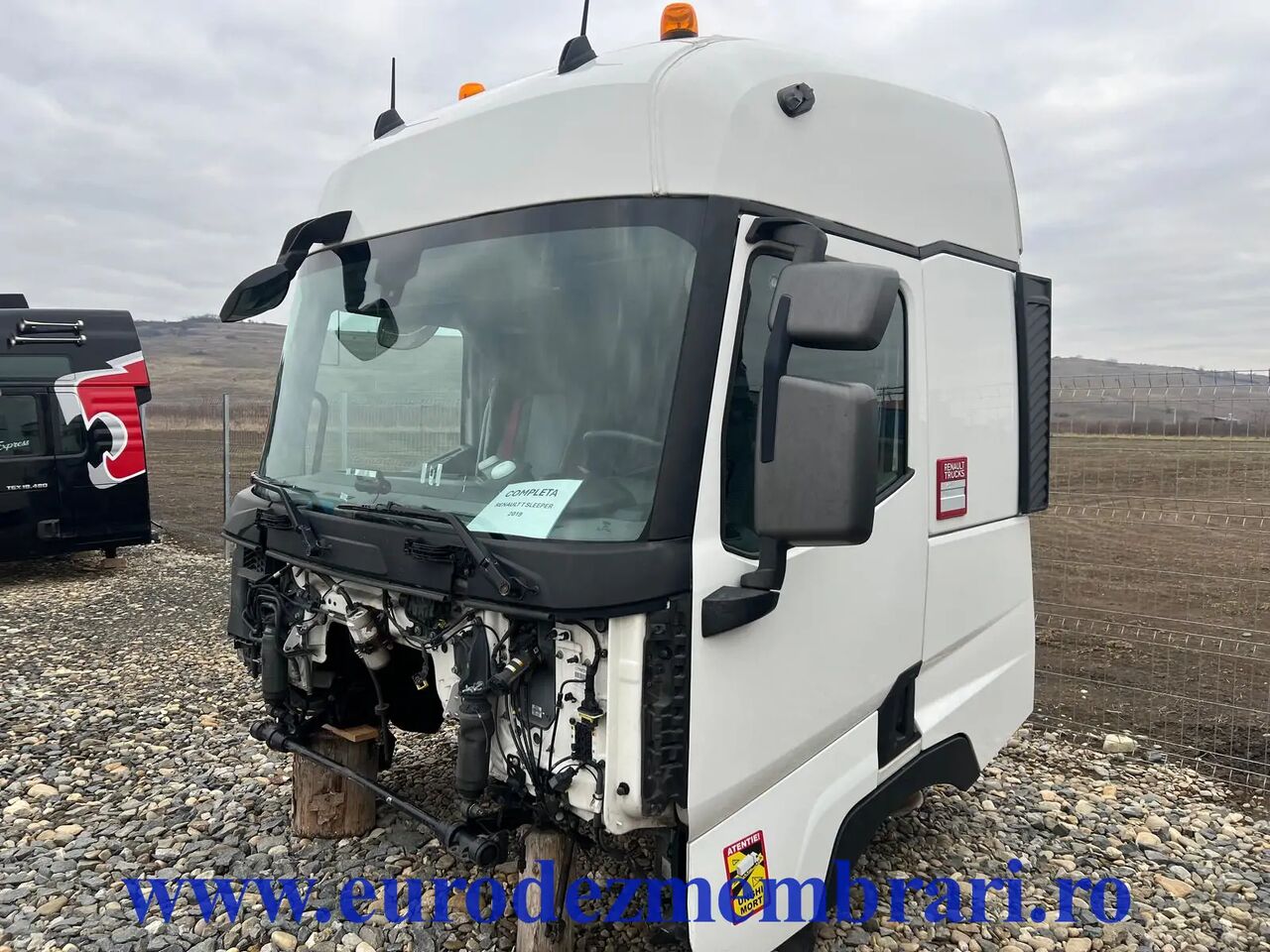 CABINA RENAULT T SLEEPER - Cabina para Camión: foto 2 CABINA RENAULT T SLEEPER - Cabina para Camión: foto 2